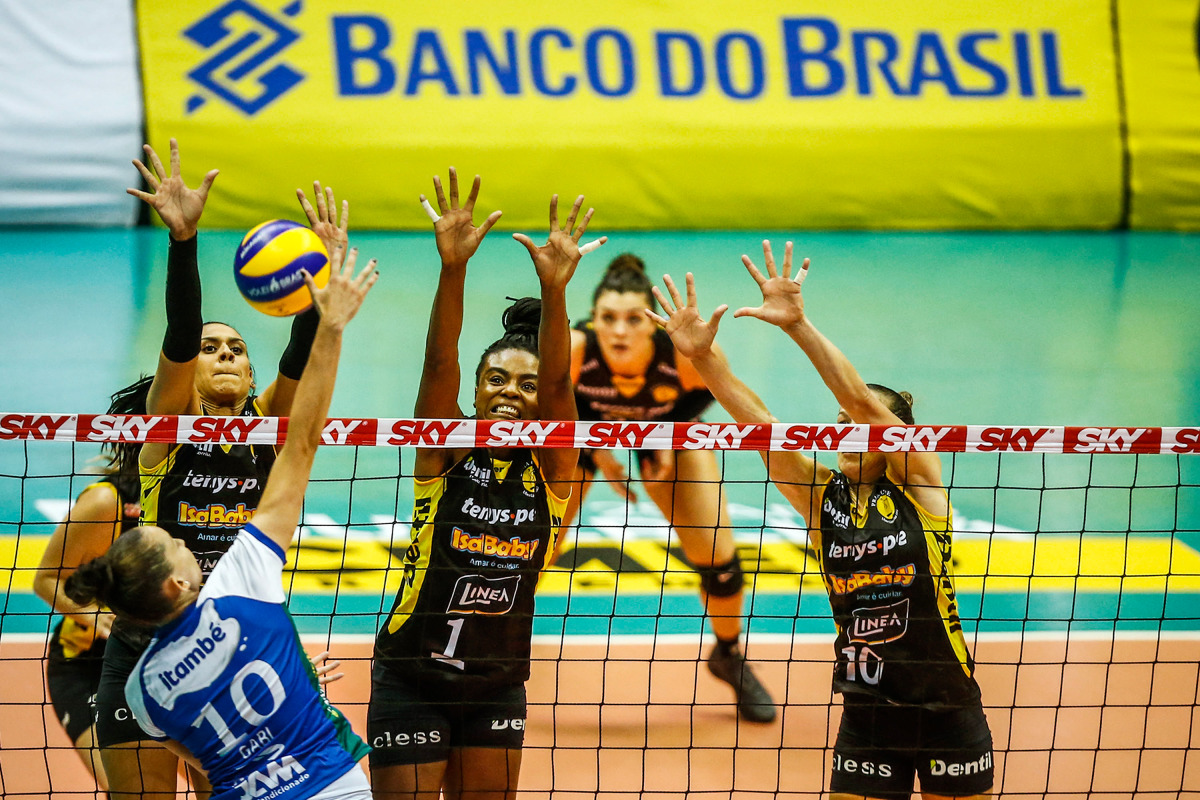 https://cdn-voleidigital-cbv-1.yapoli.com/final_adulto_uberlandia_feminino_26042019_11.jpg