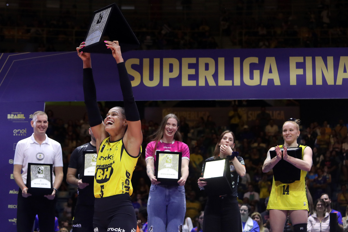 https://cdn-voleidigital-cbv-1.yapoli.com/final_da_superliga_feminina_2025_2026_superliga_feminina_final_adulto_feminino_sao_paulo_03052026_102.jpg