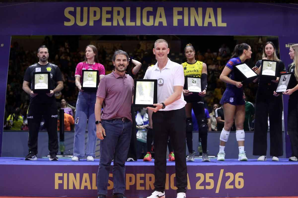 https://cdn-voleidigital-cbv-1.yapoli.com/final_da_superliga_feminina_2025_2026_superliga_feminina_final_adulto_feminino_sao_paulo_03052026_105.jpg