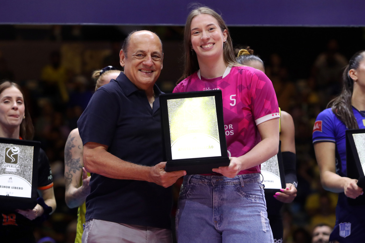 https://cdn-voleidigital-cbv-1.yapoli.com/final_da_superliga_feminina_2025_2026_superliga_feminina_final_adulto_feminino_sao_paulo_03052026_107.jpg