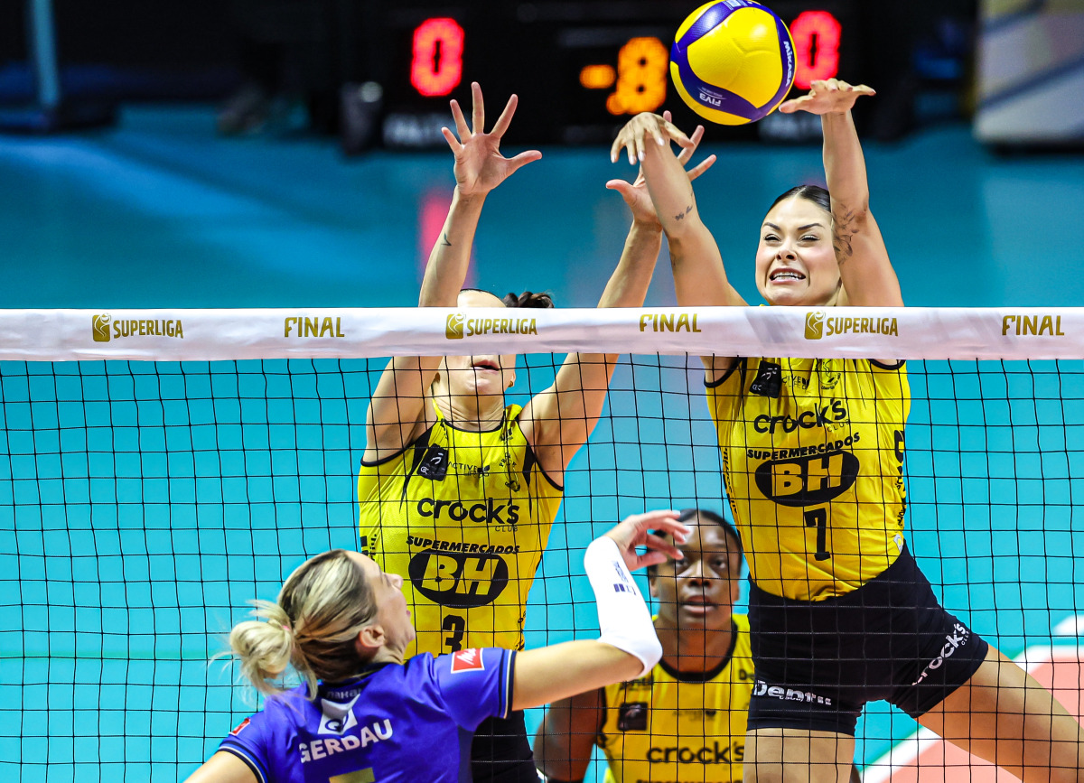 https://cdn-voleidigital-cbv-1.yapoli.com/final_da_superliga_feminina_2025_2026_superliga_feminina_final_adulto_feminino_sao_paulo_03052026_13.jpg