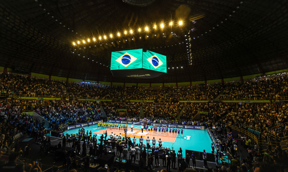 https://cdn-voleidigital-cbv-1.yapoli.com/final_da_superliga_feminina_2025_2026_superliga_feminina_final_adulto_feminino_sao_paulo_03052026_4.jpg