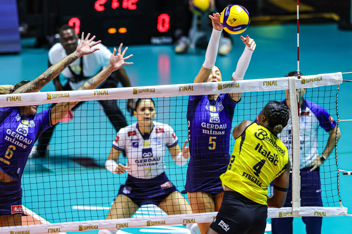 https://cdn-voleidigital-cbv-1.yapoli.com/final_da_superliga_feminina_2025_2026_superliga_feminina_final_adulto_feminino_sao_paulo_03052026_54.jpg