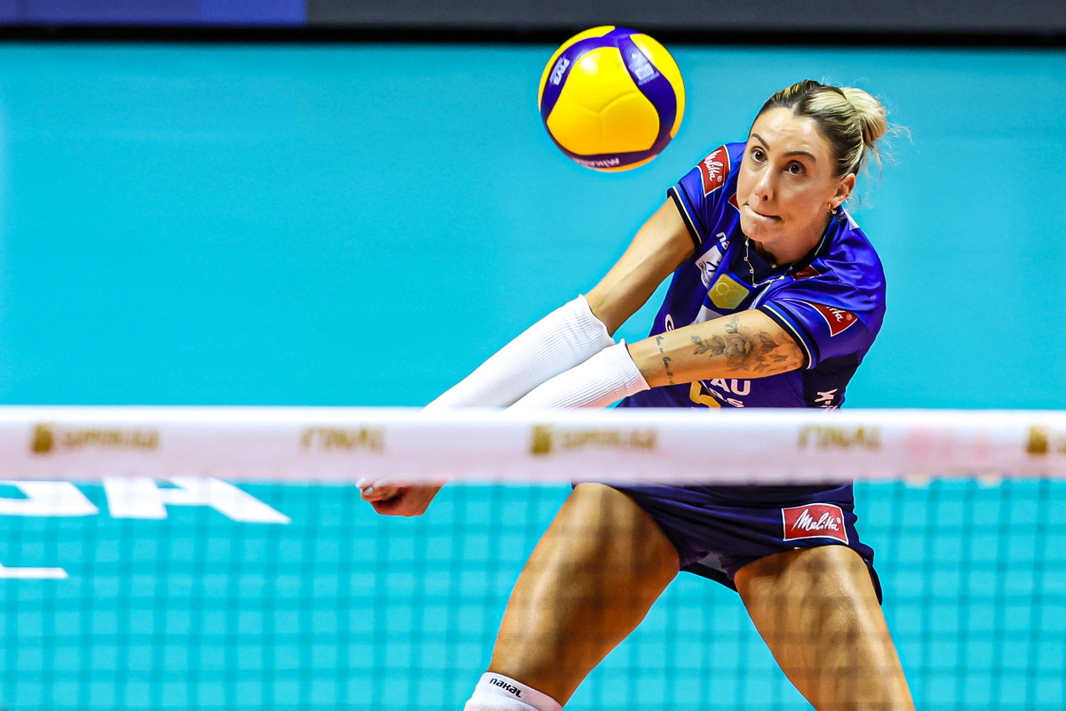 https://cdn-voleidigital-cbv-1.yapoli.com/final_da_superliga_feminina_2025_2026_superliga_feminina_final_adulto_feminino_sao_paulo_03052026_78.jpg