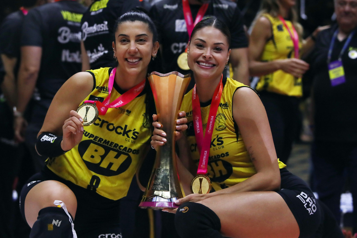https://cdn-voleidigital-cbv-1.yapoli.com/final_da_superliga_feminina_2025_2026_superliga_feminina_final_adulto_feminino_sao_paulo_03052026_83.jpg