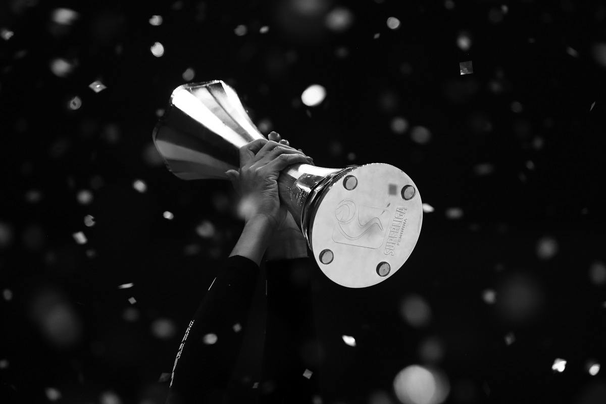 https://cdn-voleidigital-cbv-1.yapoli.com/final_da_superliga_feminina_2025_2026_superliga_feminina_final_adulto_feminino_sao_paulo_03052026_90.jpg