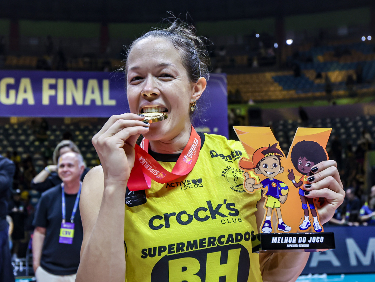 https://cdn-voleidigital-cbv-1.yapoli.com/final_da_superliga_feminina_2025_2026_superliga_feminina_final_adulto_feminino_sao_paulo_03052026_92.jpg
