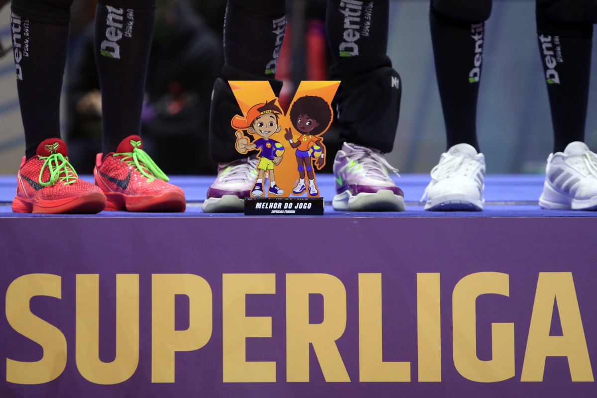 https://cdn-voleidigital-cbv-1.yapoli.com/final_da_superliga_feminina_2025_2026_superliga_feminina_final_adulto_feminino_sao_paulo_03052026_97.jpg