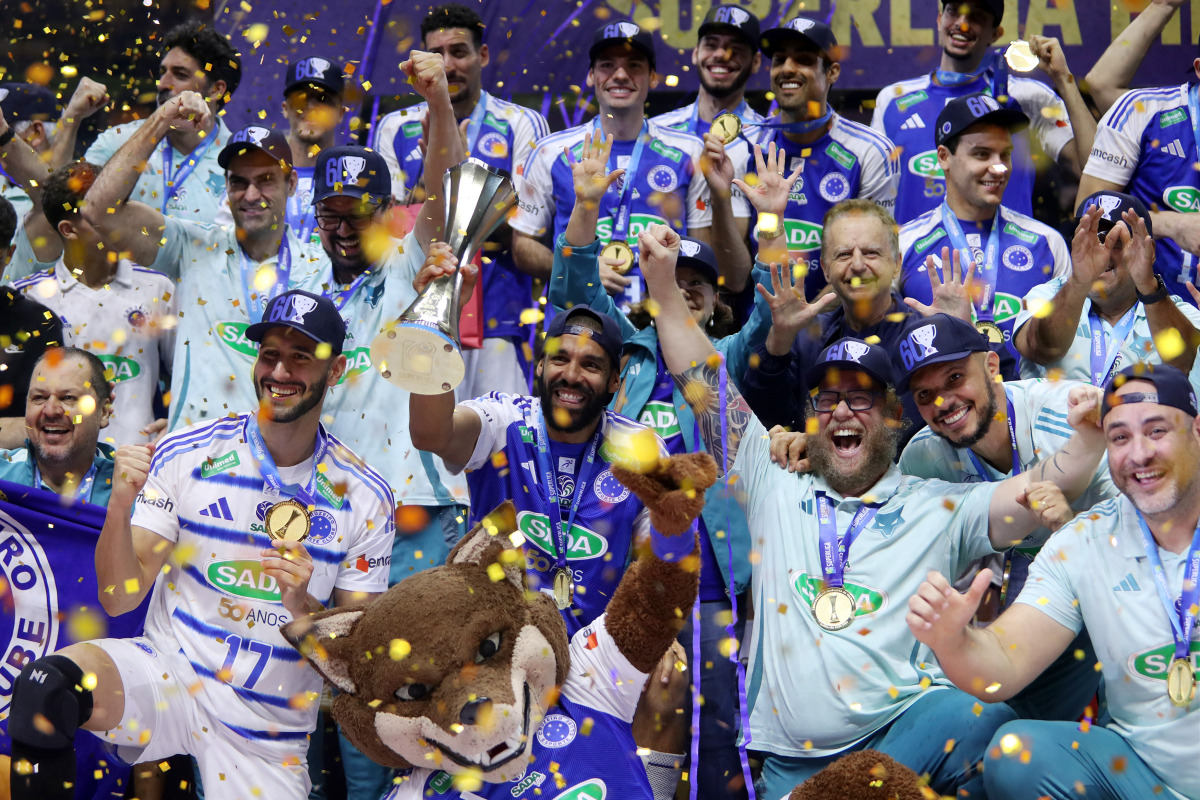 https://cdn-voleidigital-cbv-1.yapoli.com/final_superliga_masculina_sada_cruzeiro_x_volei_renata_superliga_masculina_nao_possui_adulto_masculino_sao_paulo_10052026_114.jpg