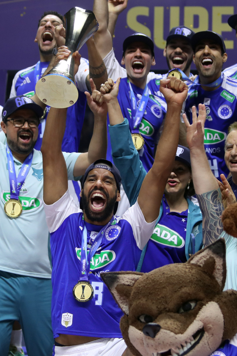 https://cdn-voleidigital-cbv-1.yapoli.com/final_superliga_masculina_sada_cruzeiro_x_volei_renata_superliga_masculina_nao_possui_adulto_masculino_sao_paulo_10052026_119.jpg