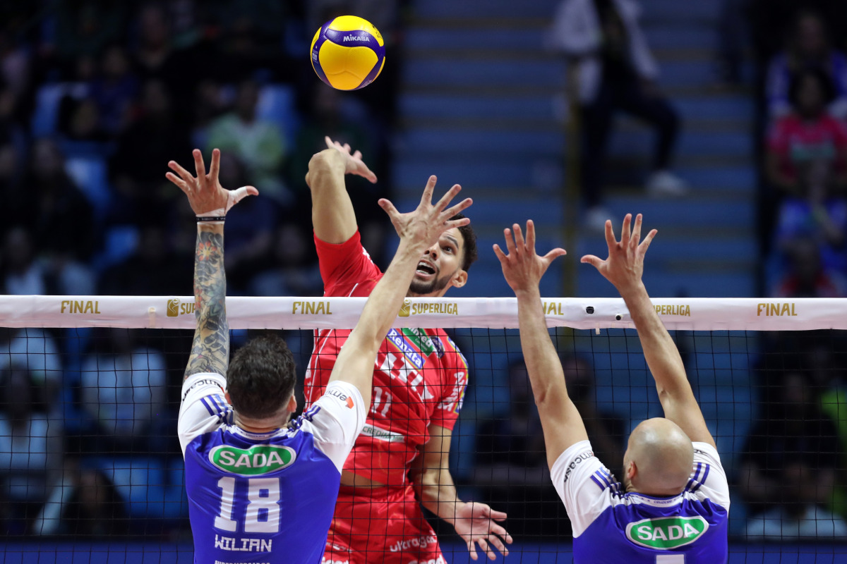 https://cdn-voleidigital-cbv-1.yapoli.com/final_superliga_masculina_sada_cruzeiro_x_volei_renata_superliga_masculina_nao_possui_adulto_masculino_sao_paulo_10052026_49.jpg