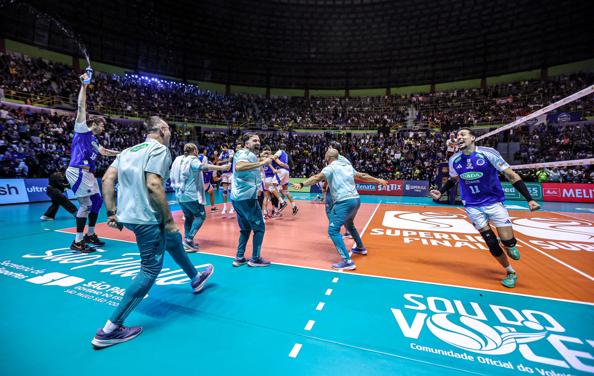 https://cdn-voleidigital-cbv-1.yapoli.com/final_superliga_masculina_sada_cruzeiro_x_volei_renata_superliga_masculina_nao_possui_adulto_masculino_sao_paulo_10052026_79.jpg