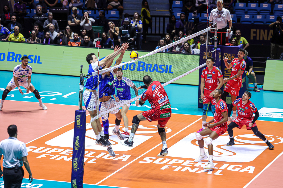 https://cdn-voleidigital-cbv-1.yapoli.com/final_superliga_masculina_sada_cruzeiro_x_volei_renata_superliga_masculina_nao_possui_adulto_masculino_sao_paulo_10052026_81.jpg
