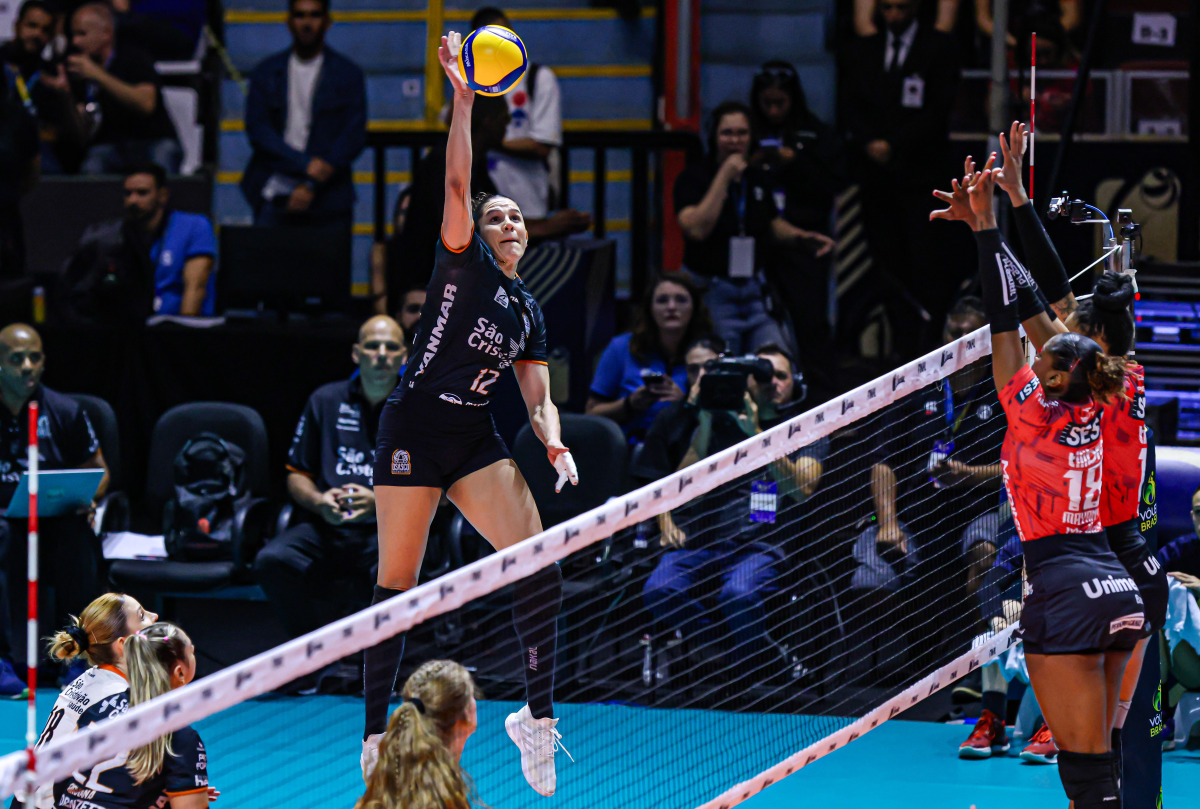 https://cdn-voleidigital-cbv-1.yapoli.com/superliga_feminina_2025_final_superliga_feminina_final_adulto_feminino_sao_paulo_01052025_23.jpg