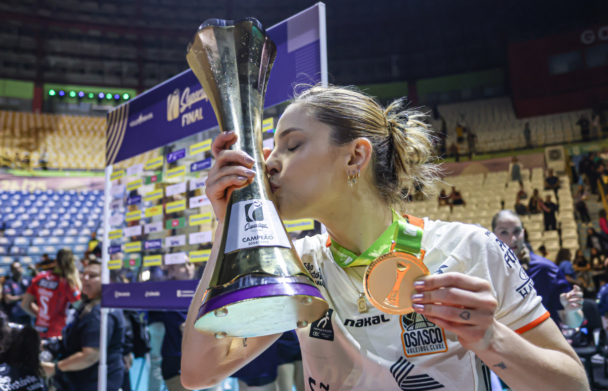 https://cdn-voleidigital-cbv-1.yapoli.com/superliga_feminina_2025_final_superliga_feminina_final_adulto_feminino_sao_paulo_01052025_32.jpg