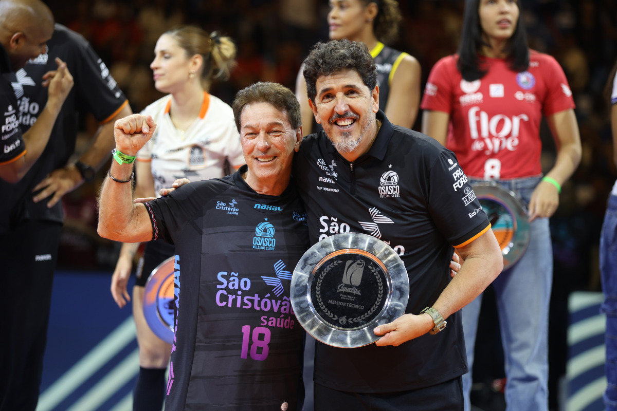 https://cdn-voleidigital-cbv-1.yapoli.com/superliga_feminina_2025_final_superliga_feminina_final_adulto_feminino_sao_paulo_01052025_50.jpg