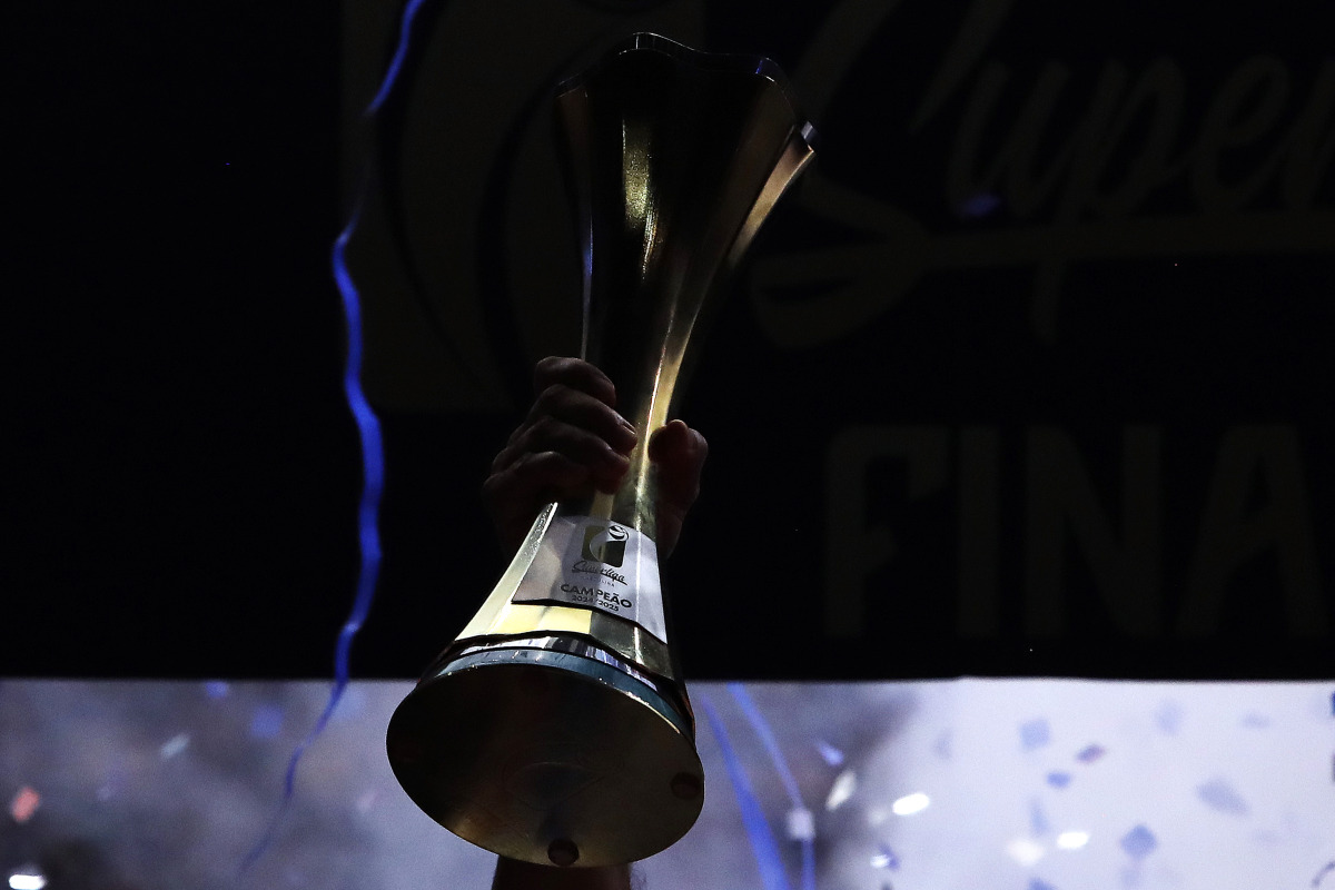 https://cdn-voleidigital-cbv-1.yapoli.com/superliga_masculina_2025_final_superliga_masculina_final_adulto_masculino_sao_paulo_04052025_127.jpg