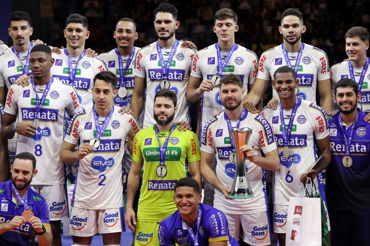 https://cdn-voleidigital-cbv-1.yapoli.com/superliga_masculina_2025_final_superliga_masculina_final_adulto_masculino_sao_paulo_04052025_140.jpg