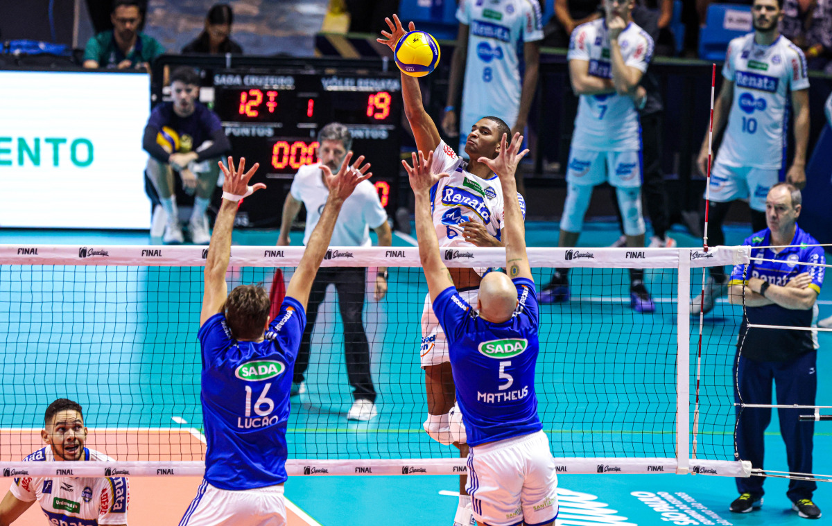 https://cdn-voleidigital-cbv-1.yapoli.com/superliga_masculina_2025_final_superliga_masculina_final_adulto_masculino_sao_paulo_04052025_22.jpg