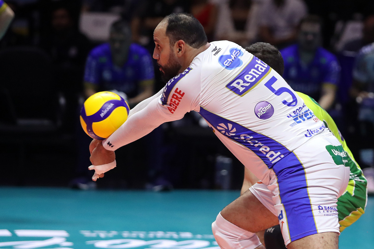 https://cdn-voleidigital-cbv-1.yapoli.com/superliga_masculina_2025_final_superliga_masculina_final_adulto_masculino_sao_paulo_04052025_40.jpg