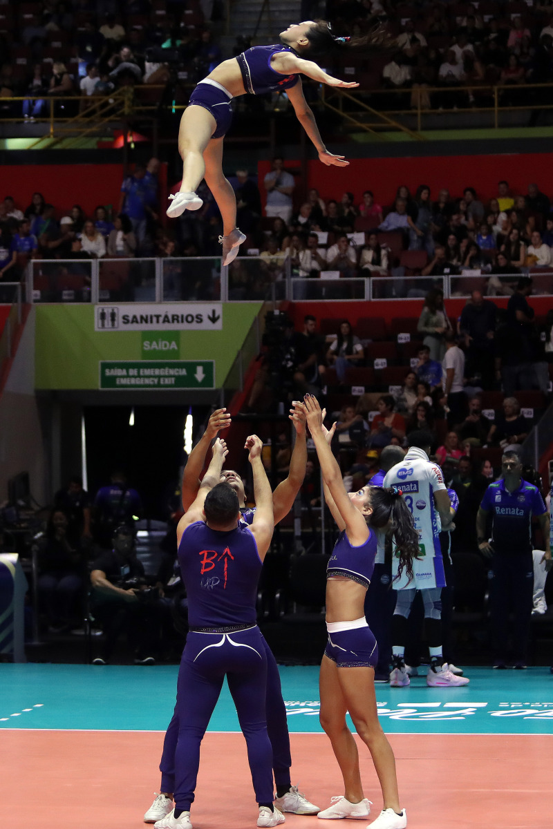 https://cdn-voleidigital-cbv-1.yapoli.com/superliga_masculina_2025_final_superliga_masculina_final_adulto_masculino_sao_paulo_04052025_42.jpg
