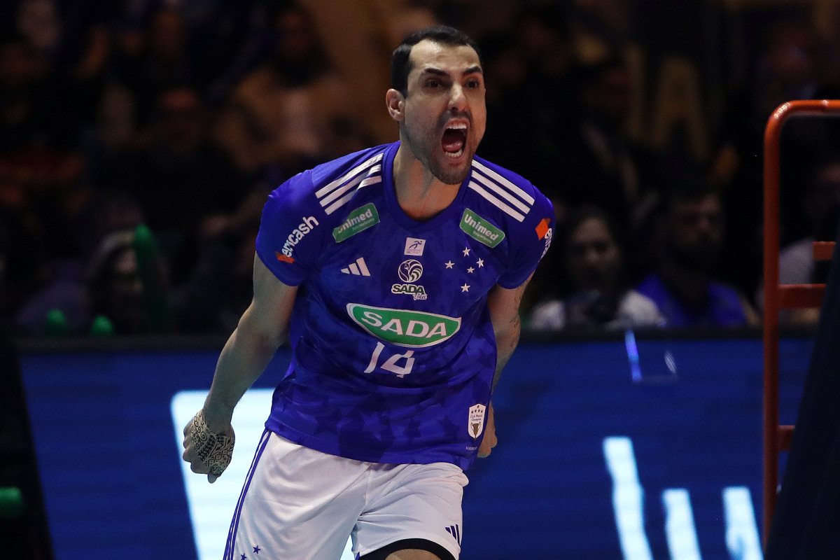 https://cdn-voleidigital-cbv-1.yapoli.com/superliga_masculina_2025_final_superliga_masculina_final_adulto_masculino_sao_paulo_04052025_52.jpg