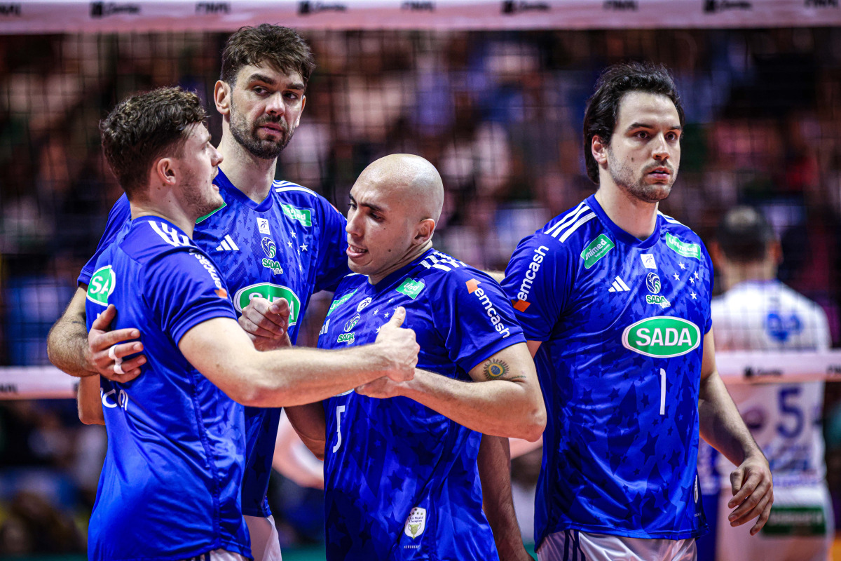 https://cdn-voleidigital-cbv-1.yapoli.com/superliga_masculina_2025_final_superliga_masculina_final_adulto_masculino_sao_paulo_04052025_74.jpg