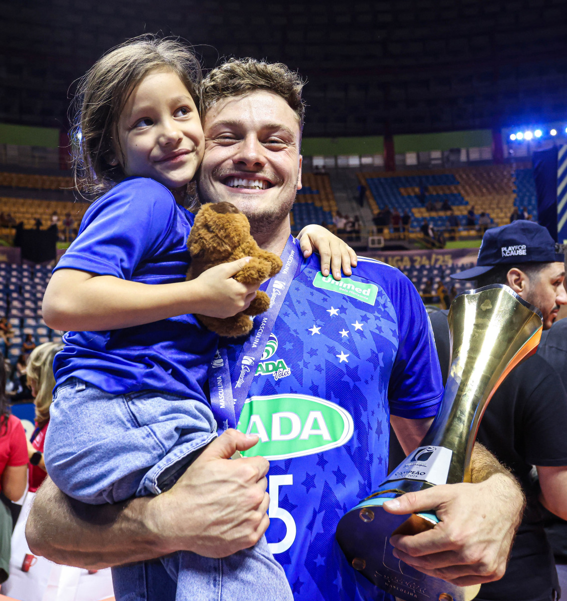 https://cdn-voleidigital-cbv-1.yapoli.com/superliga_masculina_2025_final_superliga_masculina_final_adulto_masculino_sao_paulo_04052025_93.jpg